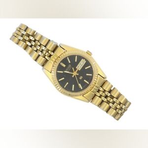 Seiko Quartz Day Date 3Y03-0169 Black Dial 1989 Vintage